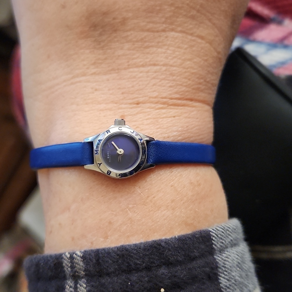 Marc by Marc Jacob's tiny watch - Picture 5 of 5